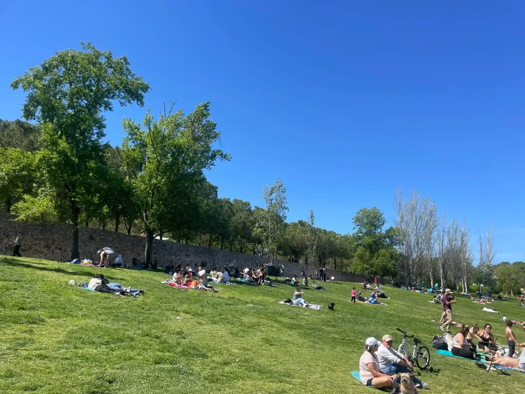 Ruta urbana por Valencia con base en un apartamento centrico